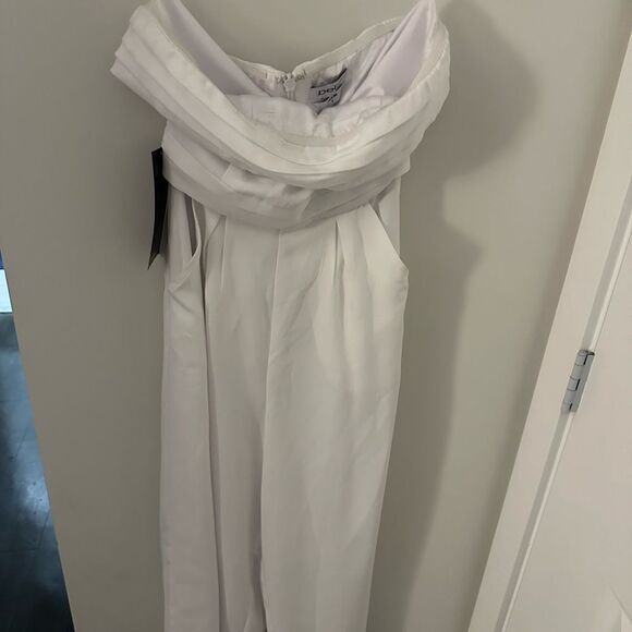 New Bebe jump suit never worn tag still attached​ - Picture 3 of 9